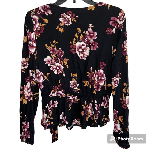 Xhilaration Black & Pink Floral V-Neck Cross Front Long Sleeve Blouse - Picture 4 of 8